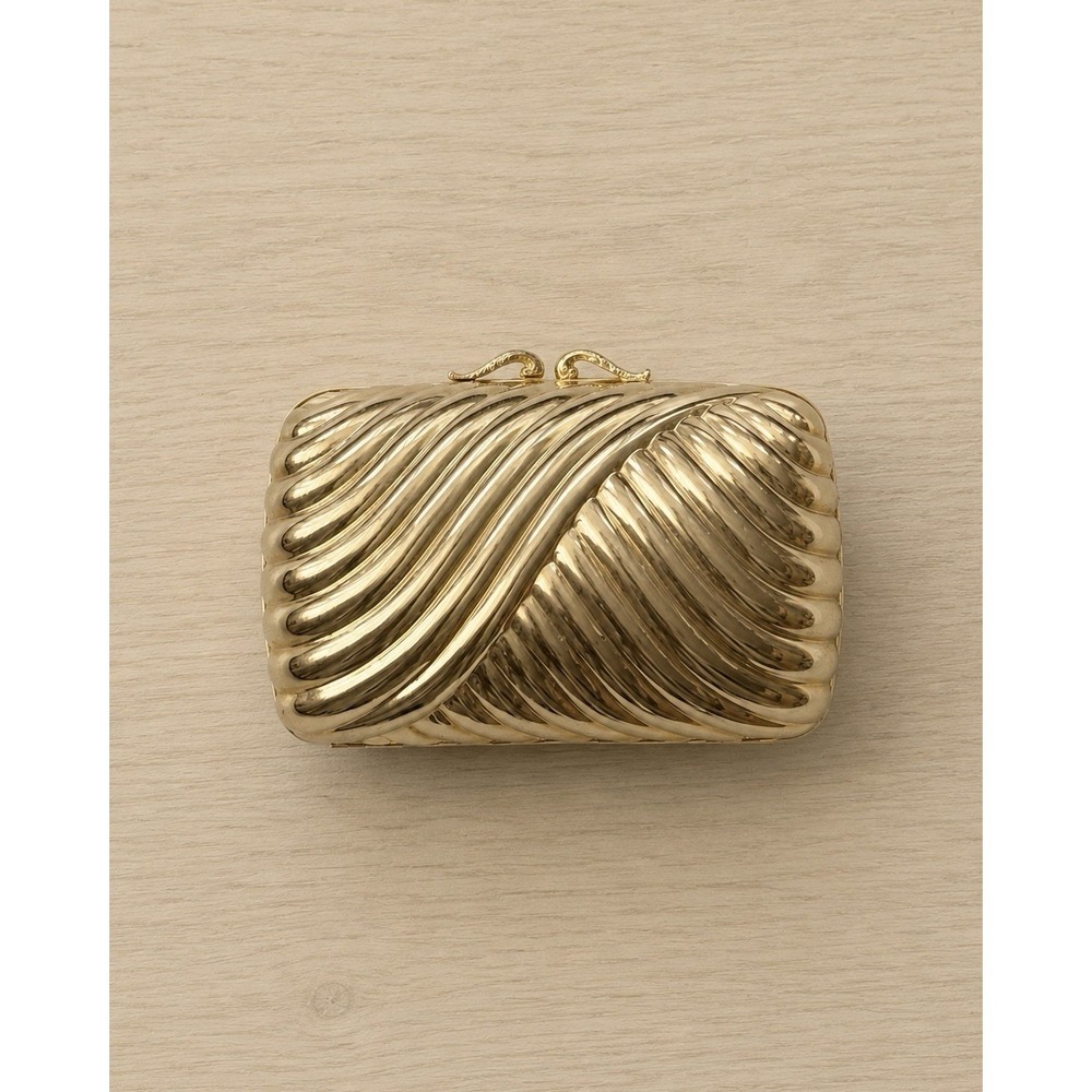 Vintage Made in Italy Gold Tone Metal Clutch Purse Evening Bag Chain Strap - Picture 2 of 6